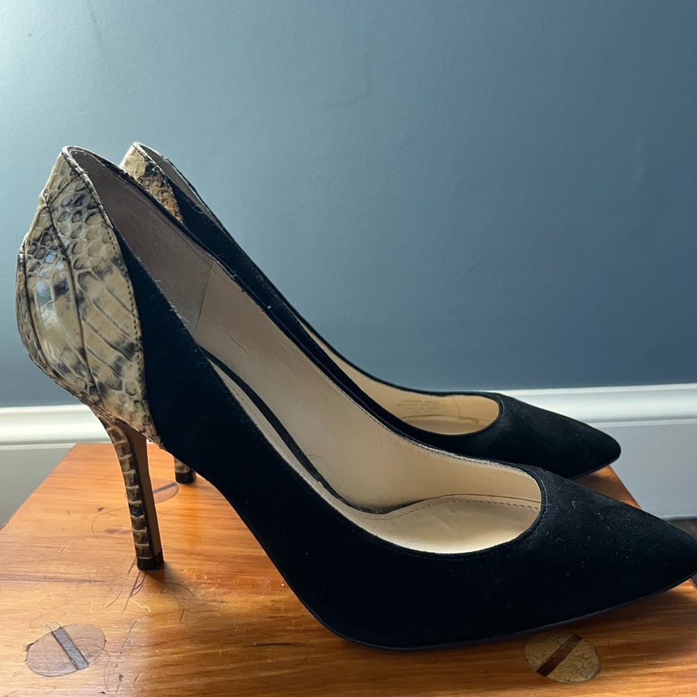 Enzo Angiolini Black and Tan Classic Heels